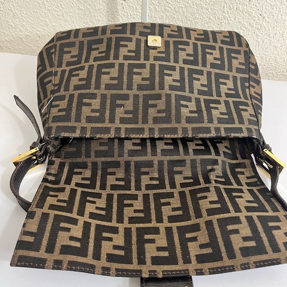 Fendi  Zucca Mama Baguette Shoulder Bag with Gold Buckle - Picture 7 of 16